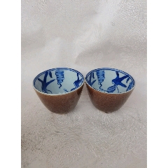 民国紫金釉青花小茶杯