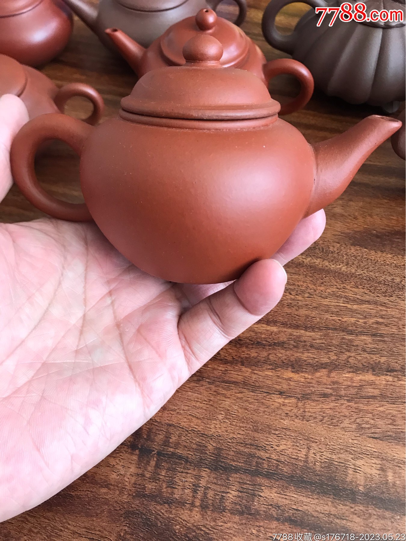 北京一线货源:几十年的紫砂鸽嘴水平壶,荆溪惠孟臣制款_价格10元_第1