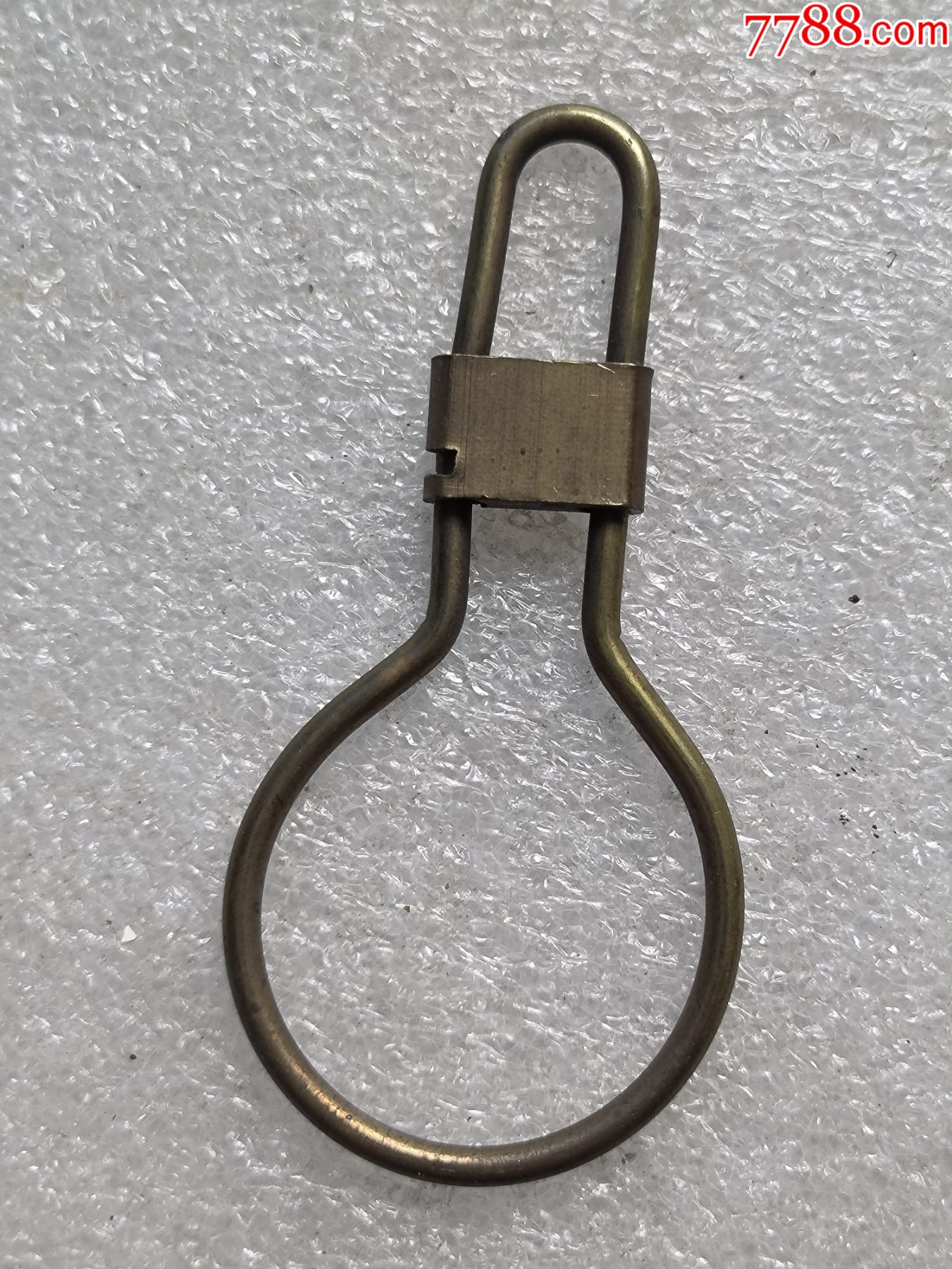 80年代左右铜钥匙扣j142,全新品,带槽可以卡住,品相如图_铜杂件_图片