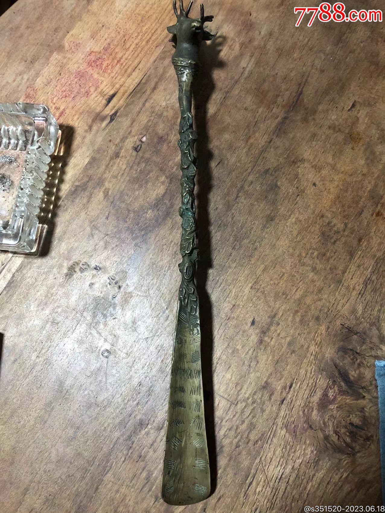 com)>首页>拍卖>铜杂件>民国大户人家用鹿头铜鞋拔照片内有尺寸重量