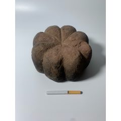 精品老石雕瓜棱形很少見品相如圖(au34446409)_放漏哥