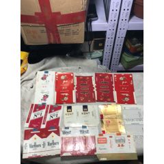 5品￥199蓝金鹿香烟,21张_9.5品￥199泉城烟标28张_9.