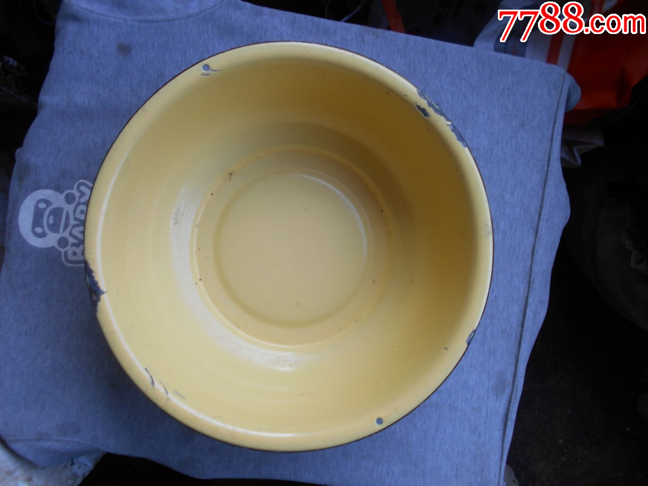 早期【中国人民解放军】搪瓷黄脸盆