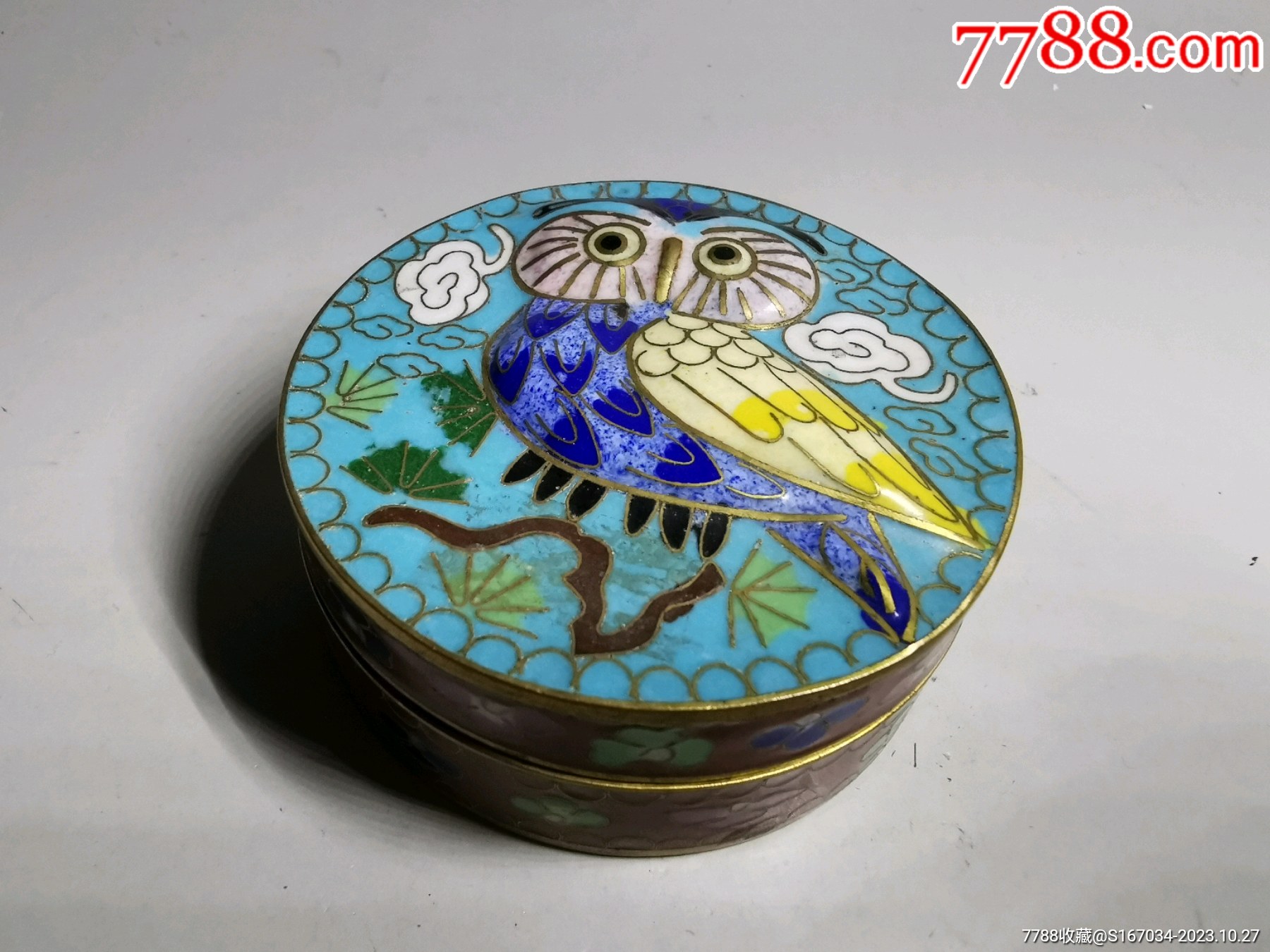 创汇期厚铜胎景泰蓝印泥盒子浮雕猫头鹰图案盖子里面有一个小磕碰余没