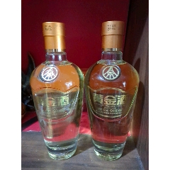 2011年五粮液出黄金酒2瓶
