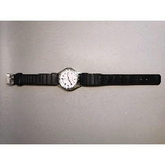 理光ricohatranta石英女表成色如图,正常走时1c