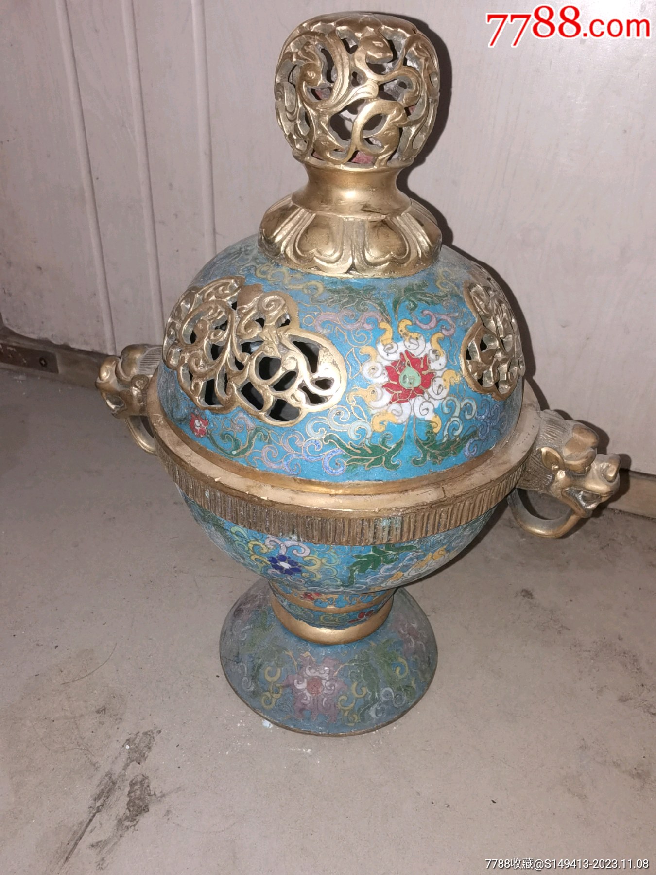 景泰蓝香炉一个,品相不错,重约9斤左右,喜欢的来_价格10元_第1张