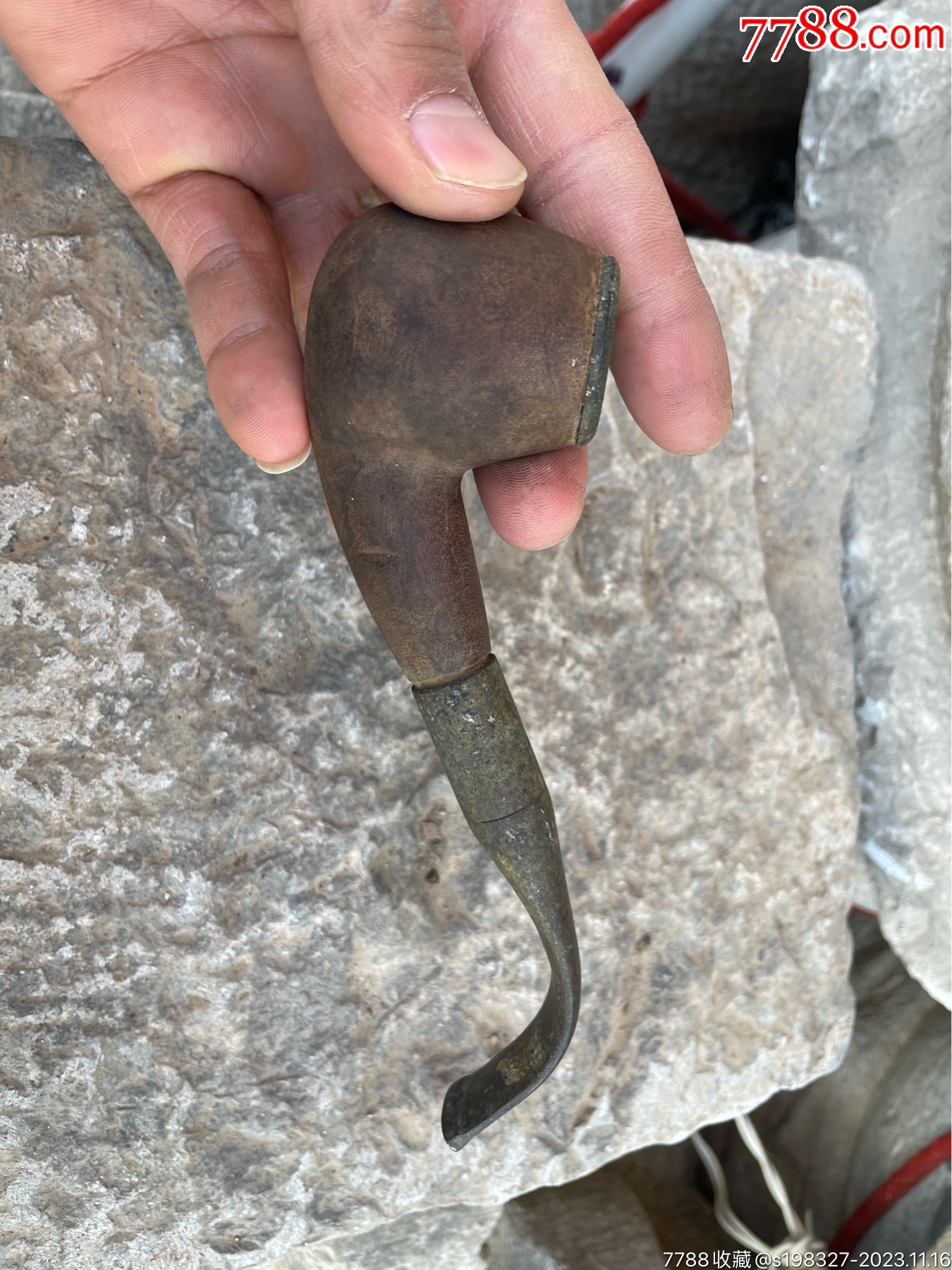 民国红木烟袋-价格:299元-au35970603-水烟壶/烟袋 -加价-7788收藏