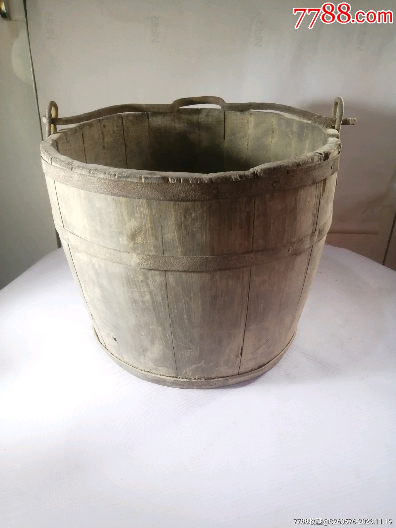 抗日战争时期老百姓用过的木水桶