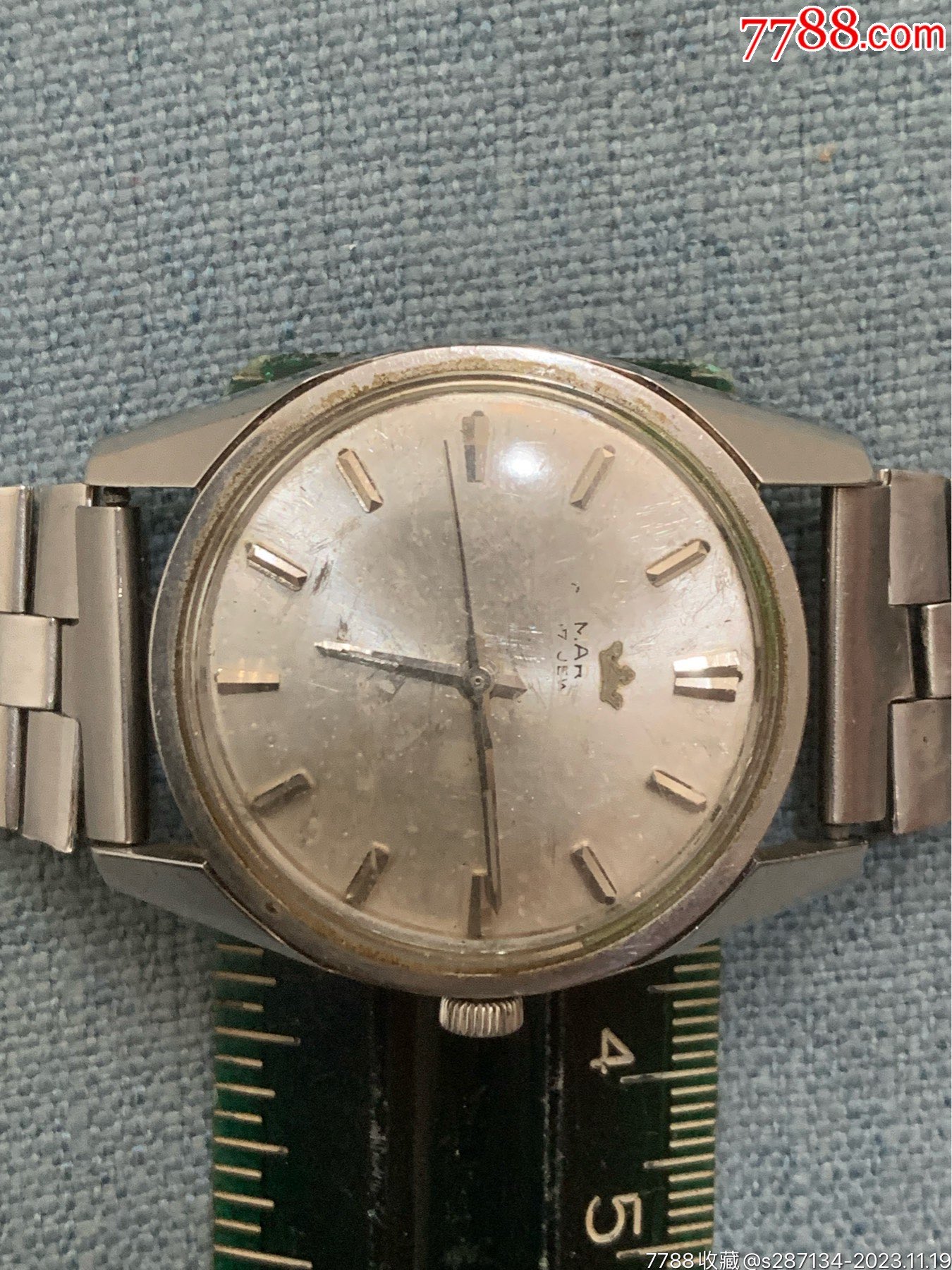 七十年代钢材质17钻瑞士名表摩纹机械手表