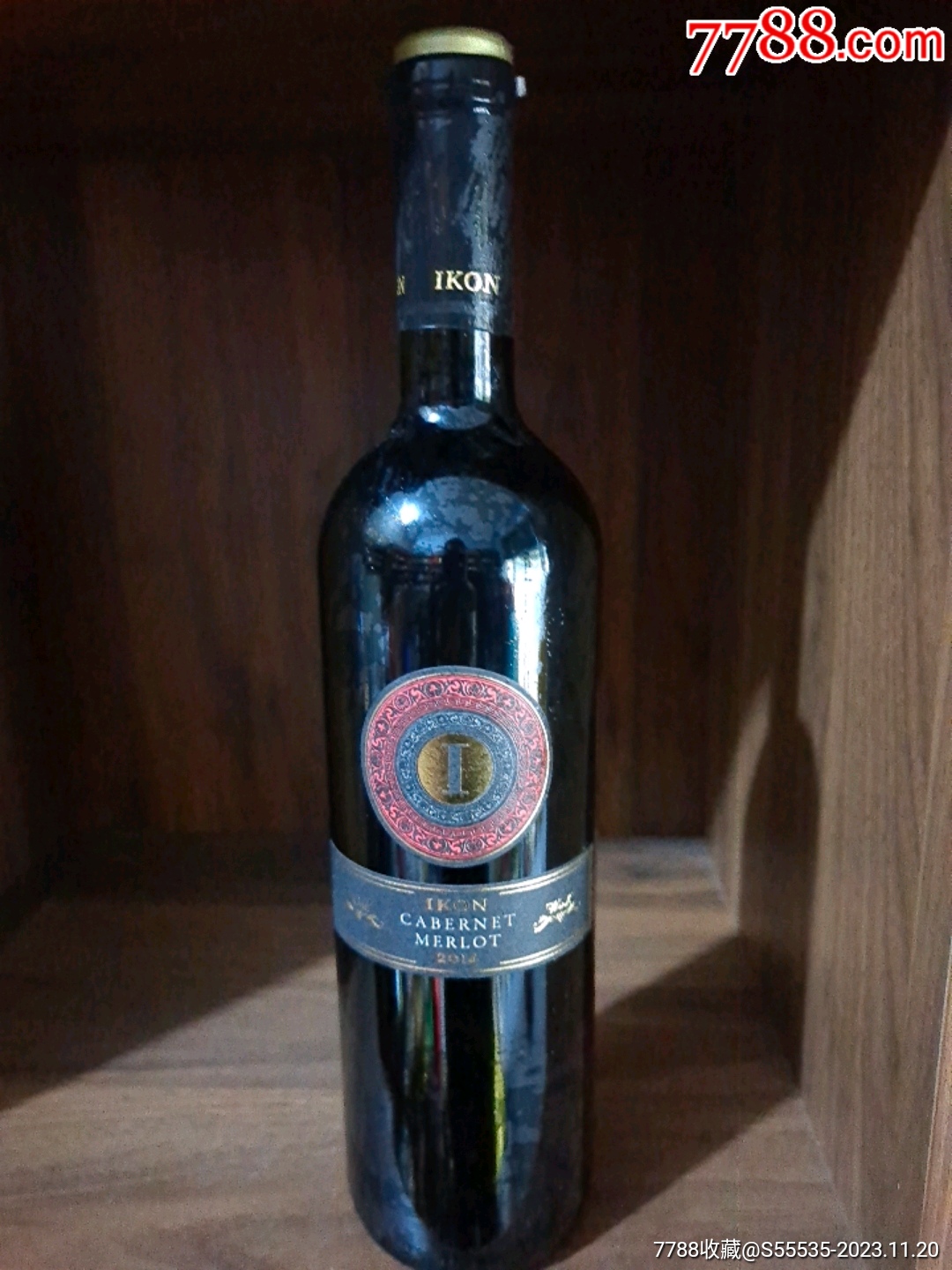 2014年外国干红葡萄酒一瓶