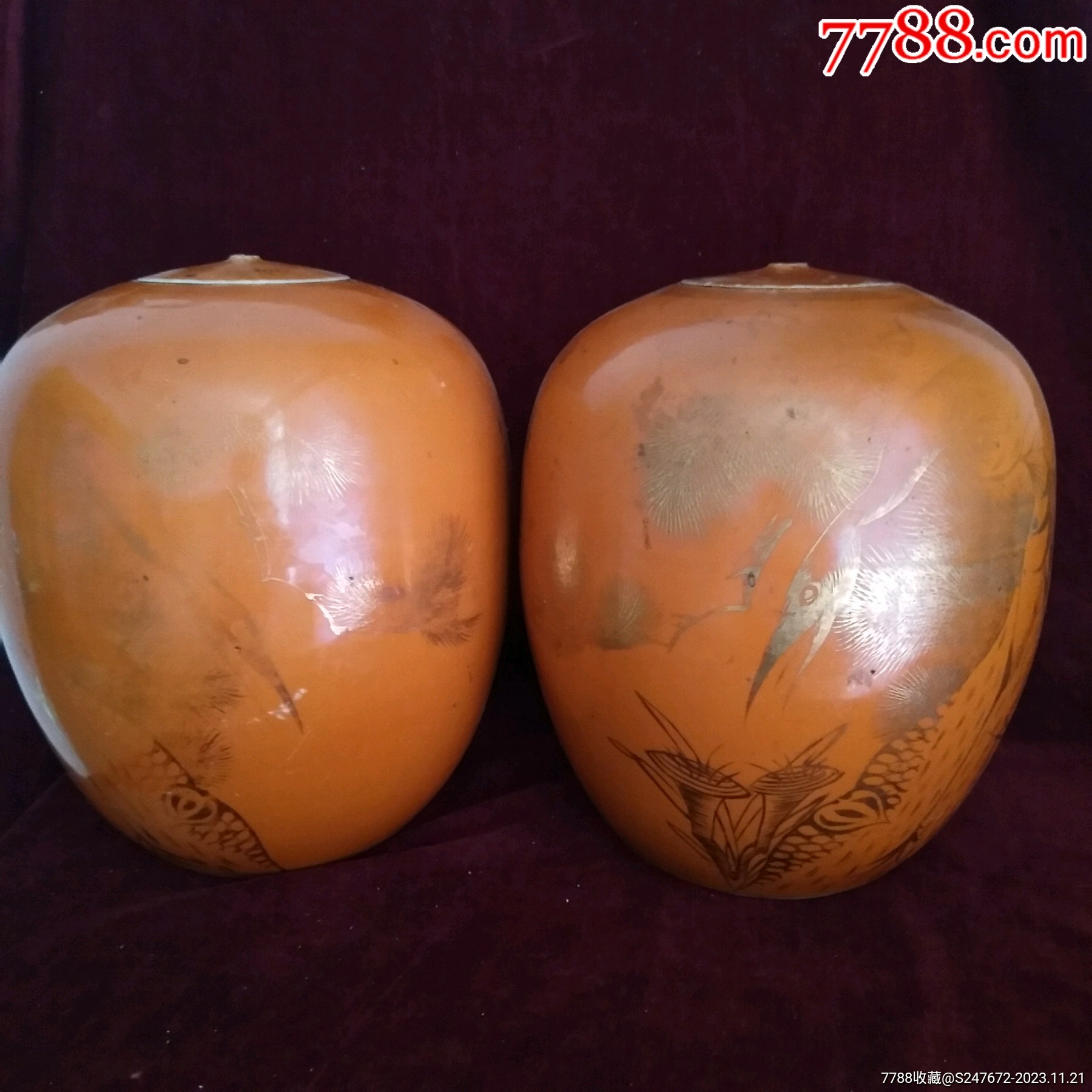 民国红釉描金冬瓜大坛一对_价格1560元_第1张