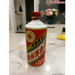 9个91年台源窖酒瓶摆件