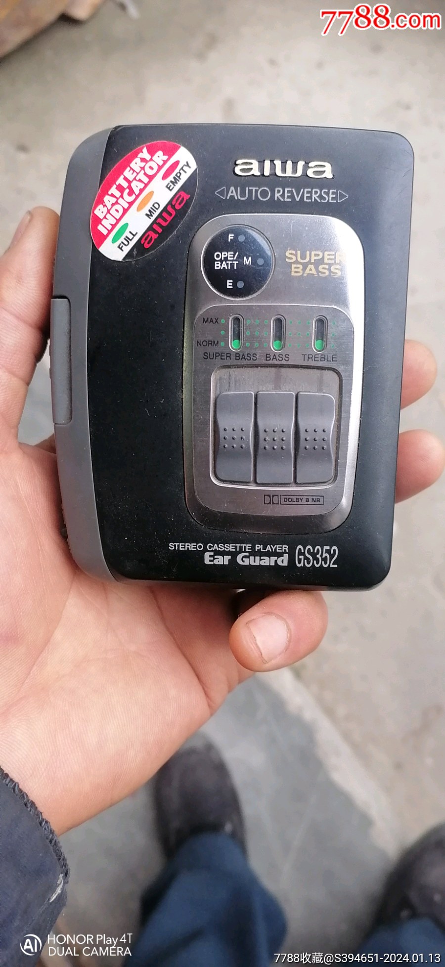 爱华磁带机当配件卖