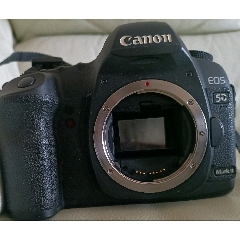 日本佳能70d相机机身