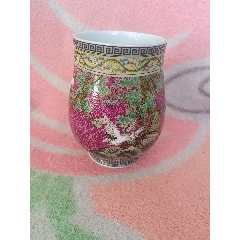 民国仿清代珐琅彩瓶