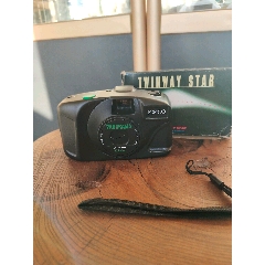 尼康f80相机,配一个大镜头一套,上电池有反应,不赠送电池!_小泉钱币【