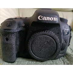 日本佳能7d2相机机身