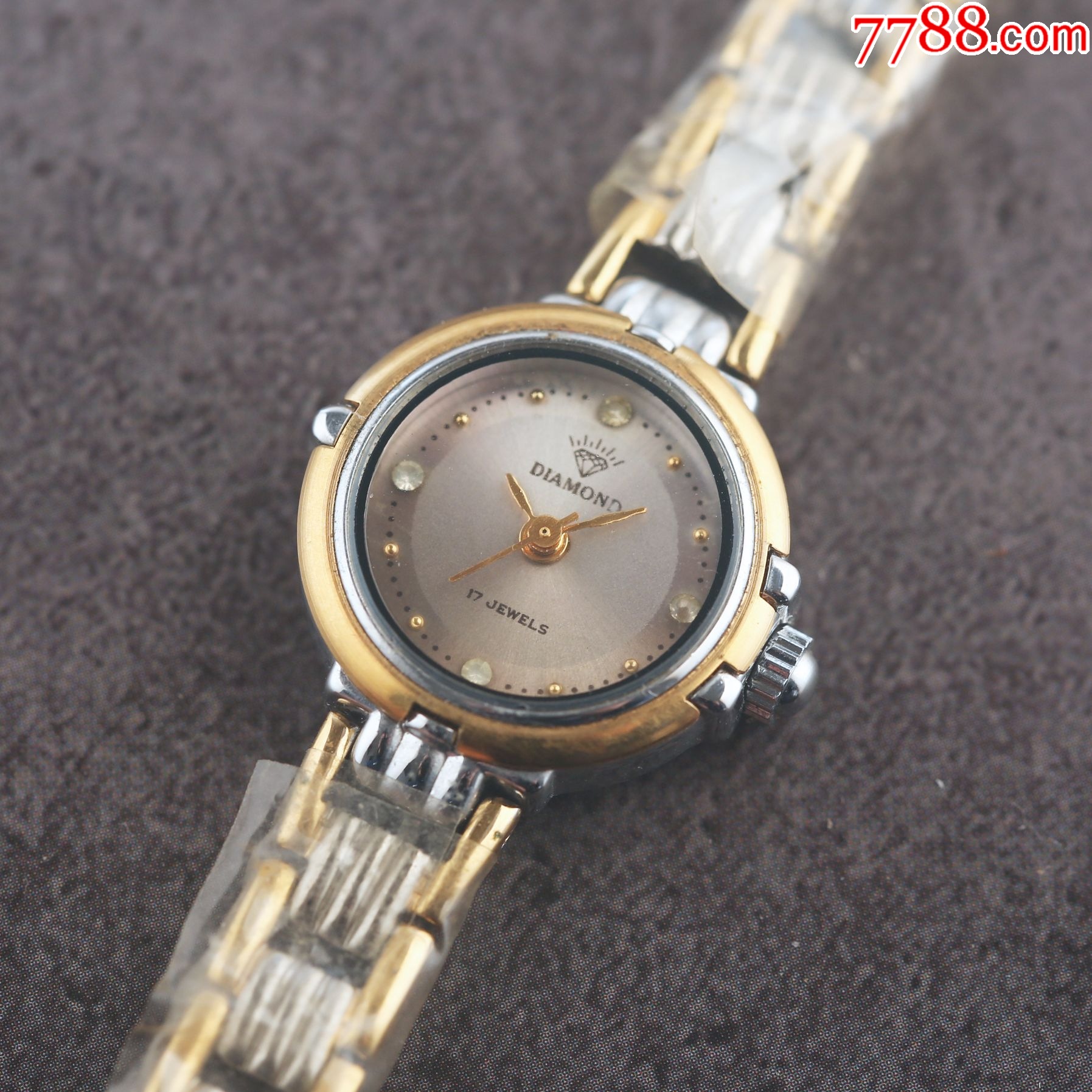 老库存未使用品上海钻石牌手表间金灰色盘面复古女款-价格:30元-au