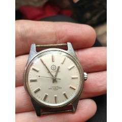 这是一块上海牌手表此表晃晃走时