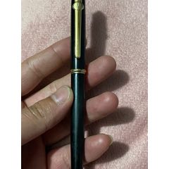 早期英雄金笔一支