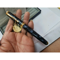 英雄金笔12k金全新没用过稀少品