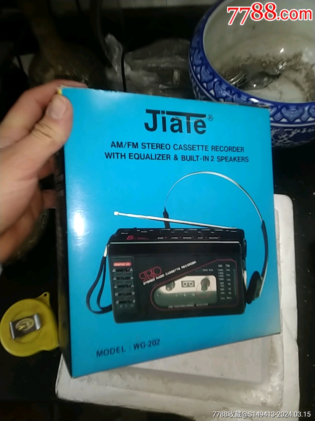 磁带随身听一台盒装配耳机功能正常欢迎大家