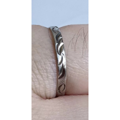 9.5品￥1099k戒指,内印似"925nv","a*o