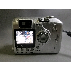 宾得pentaxoptiom40数码相机品相很好如图所示侧面缺少两颗螺丝