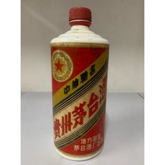 82年茅台空瓶摆件