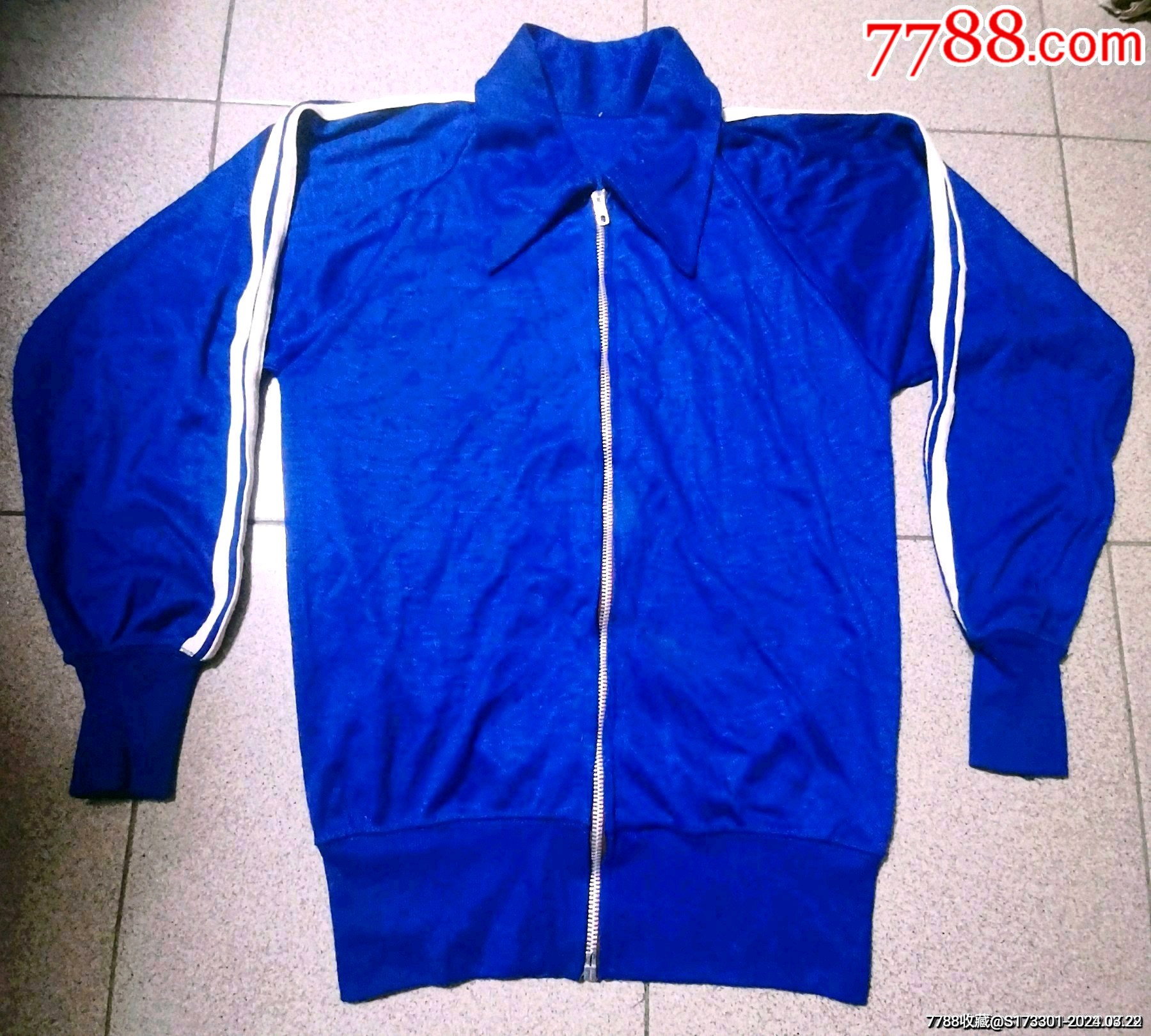 双白筯七八十年代腈纶蓝色运动服近全新