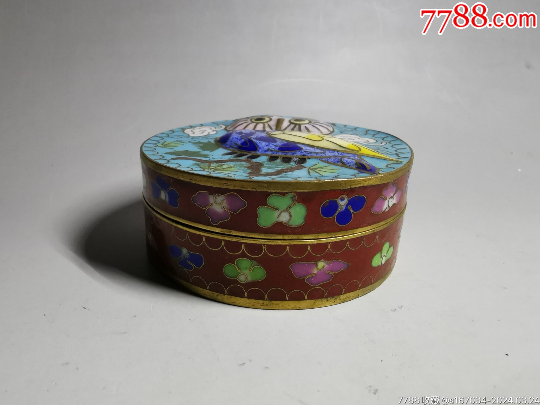 创汇期,厚铜胎景泰蓝,印泥盒子,浮雕猫头鹰图案,盖子里面有一个小磕碰