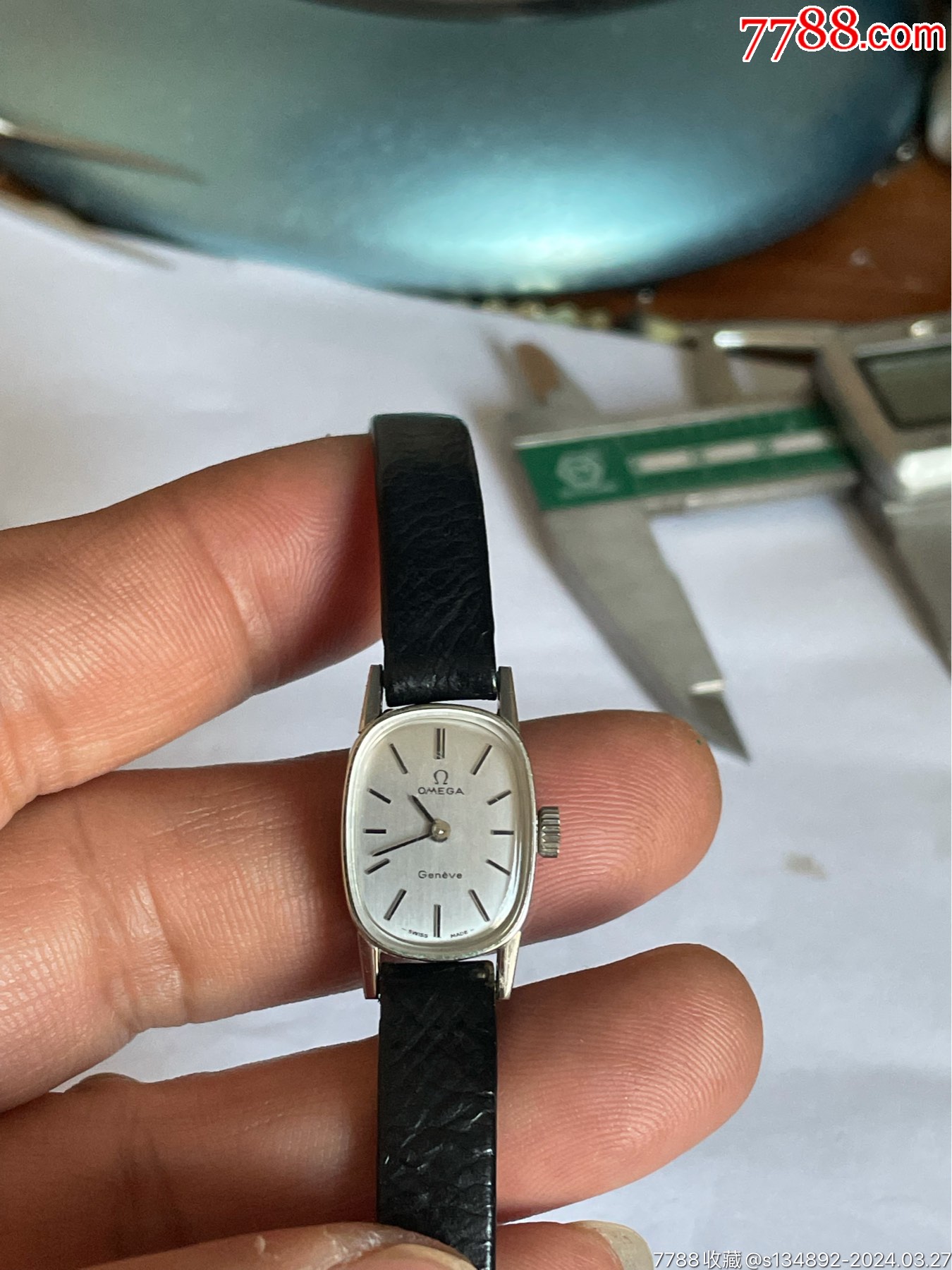 近新品瑞士产欧米茄女机械表