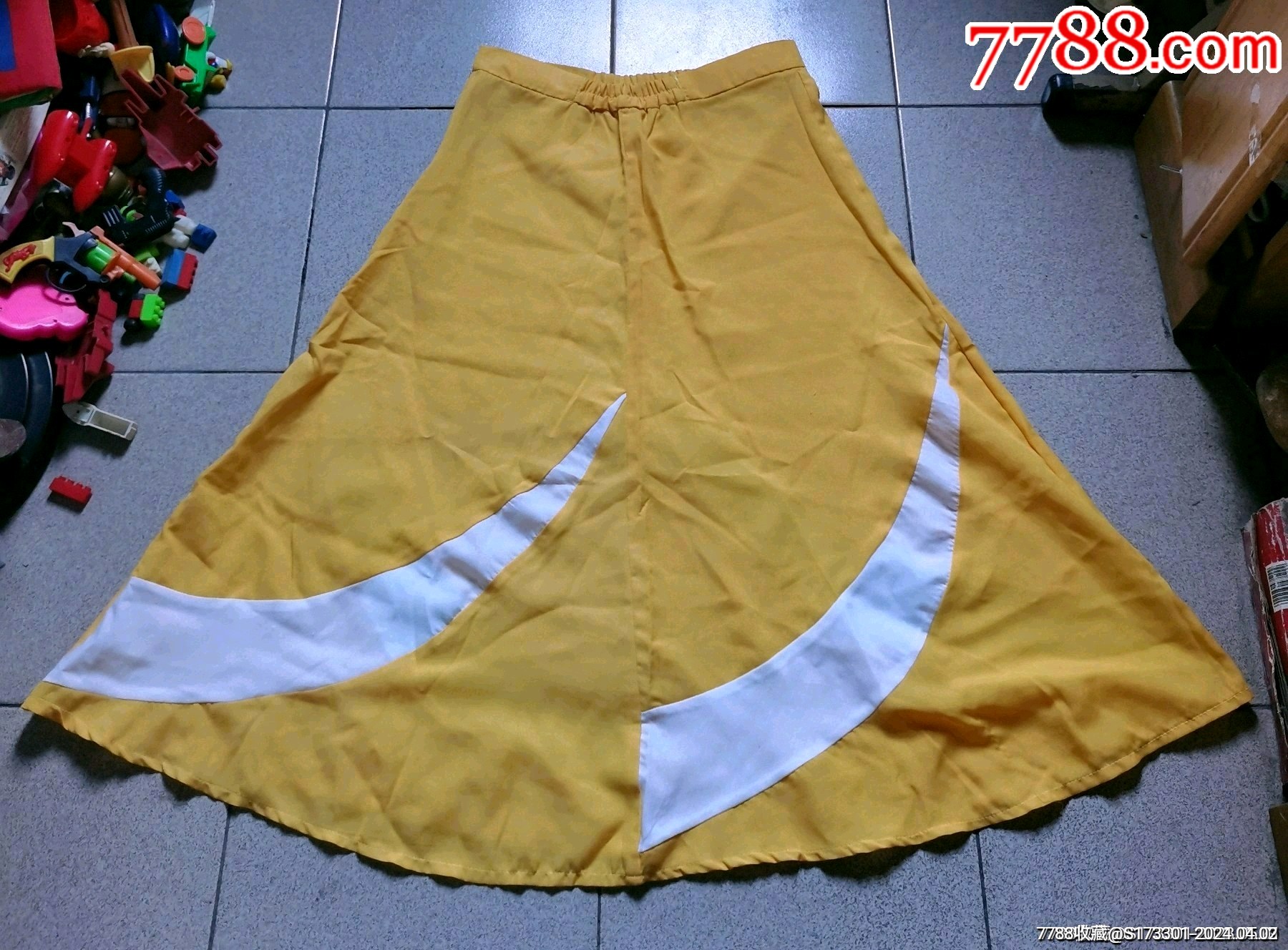 古着老式短裙裙子年代感强