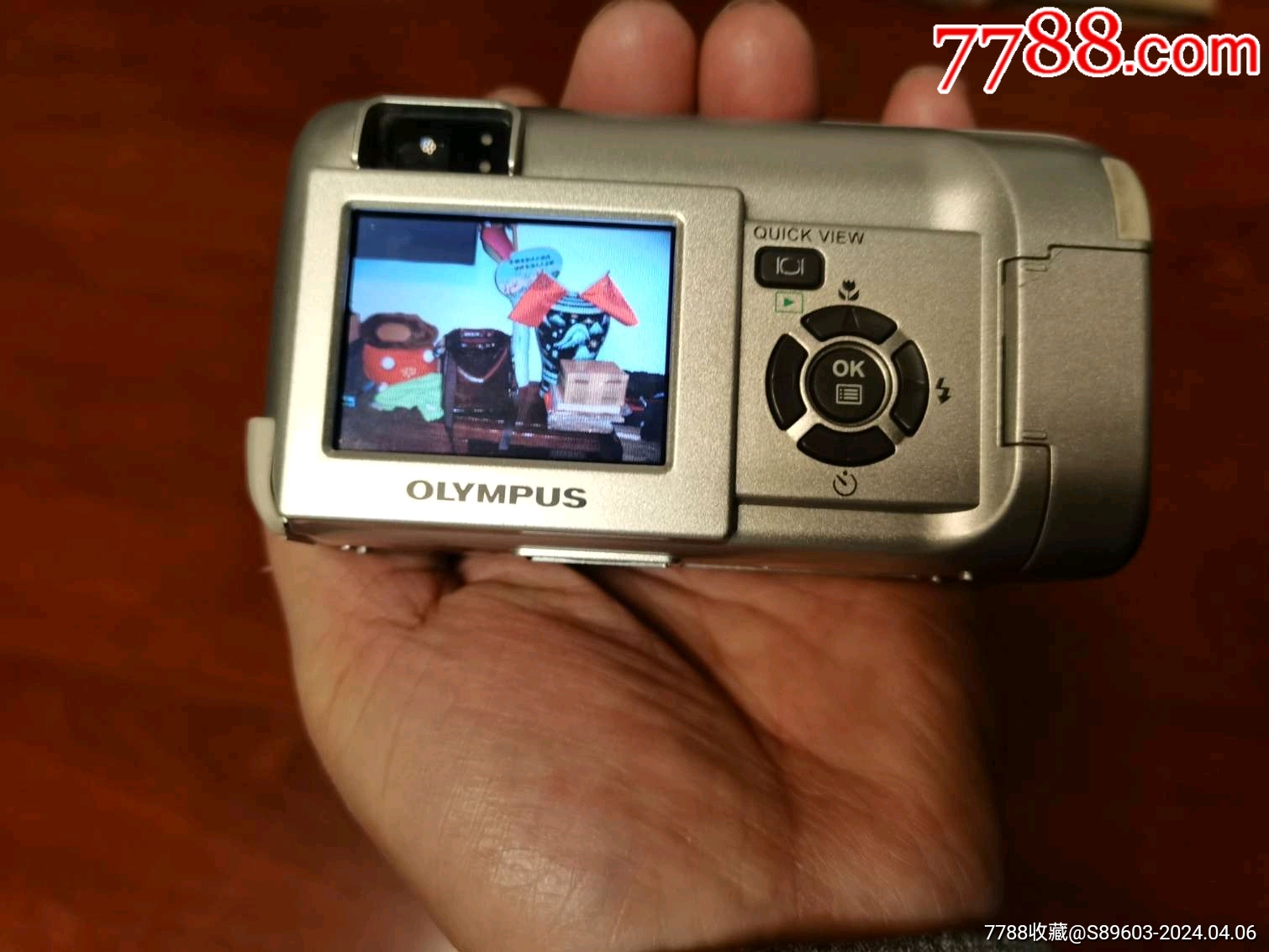 5品99佳能s100长镜头数码相机:功能正常使用￥1849品99佳能pc1144