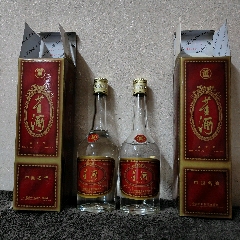 95年39度53优双洋特液酒一瓶