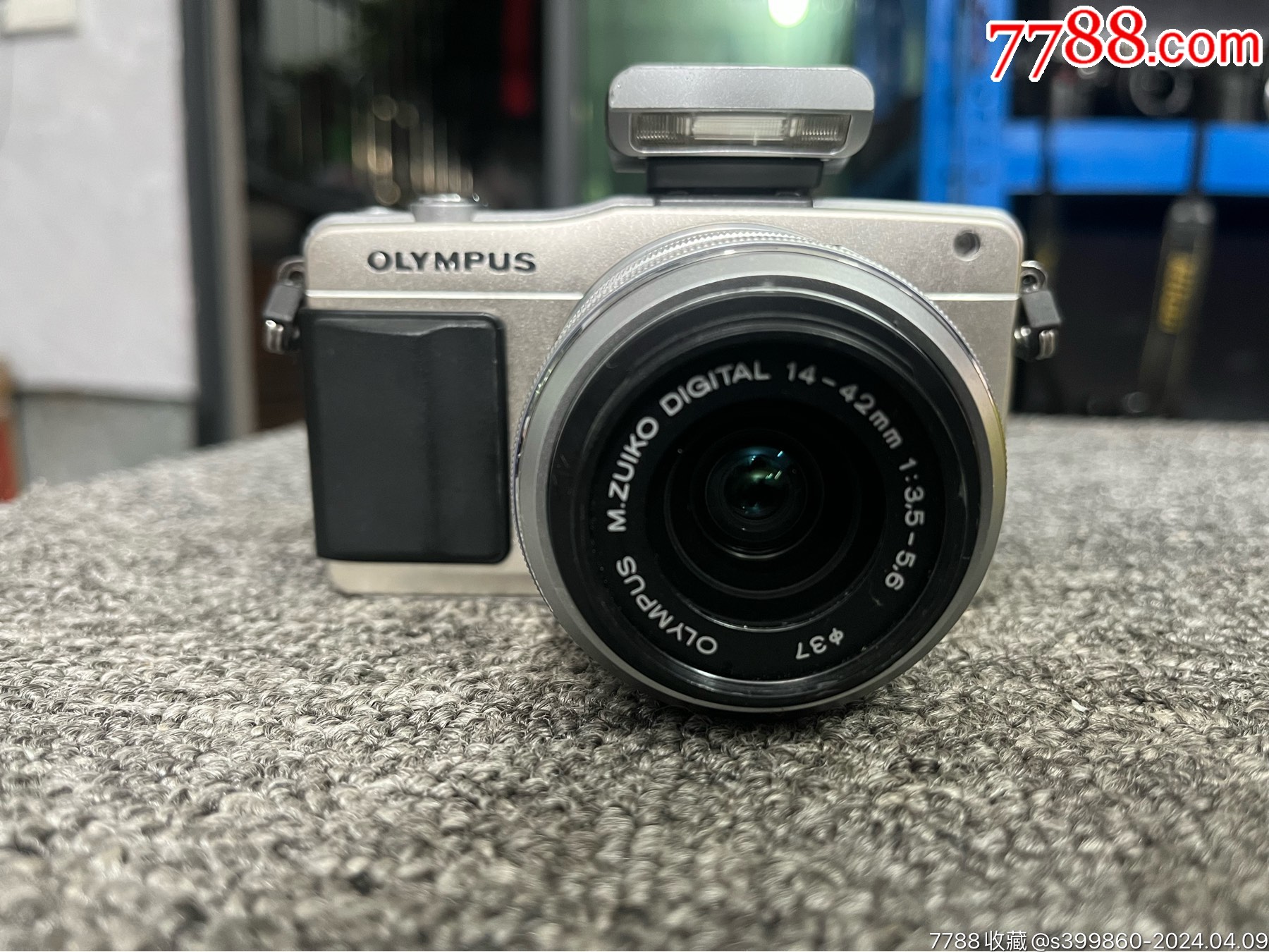 品99尼康d7000相机(44)￥419品99佳能1100d相机(45)￥7919品99