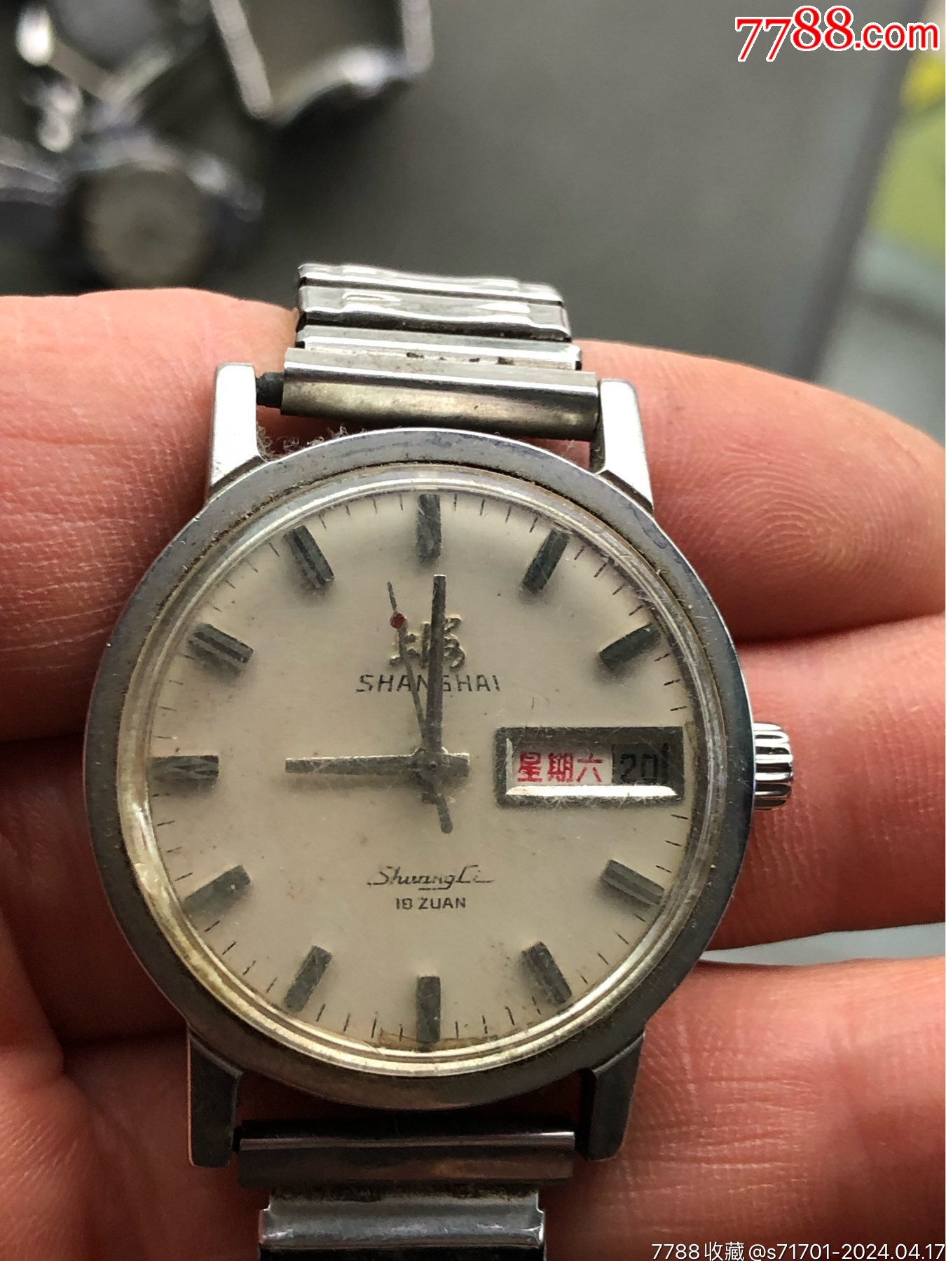 上海双日历手表一线货能走