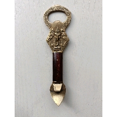 非常稀少的清代铜油灯,缺手柄.