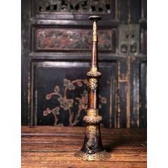 非常稀少的清代铜油灯,缺手柄.