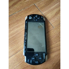 PSP，2006.无电池后盖，