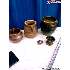 民国豆青釉花瓶,底部庆山字款_酱釉瓷/紫金釉_收藏行情_回收价格_7788