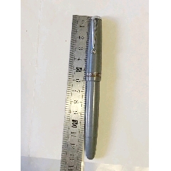 早期双头收藏钢笔一头不知道什么笔另一头英雄钢笔50金