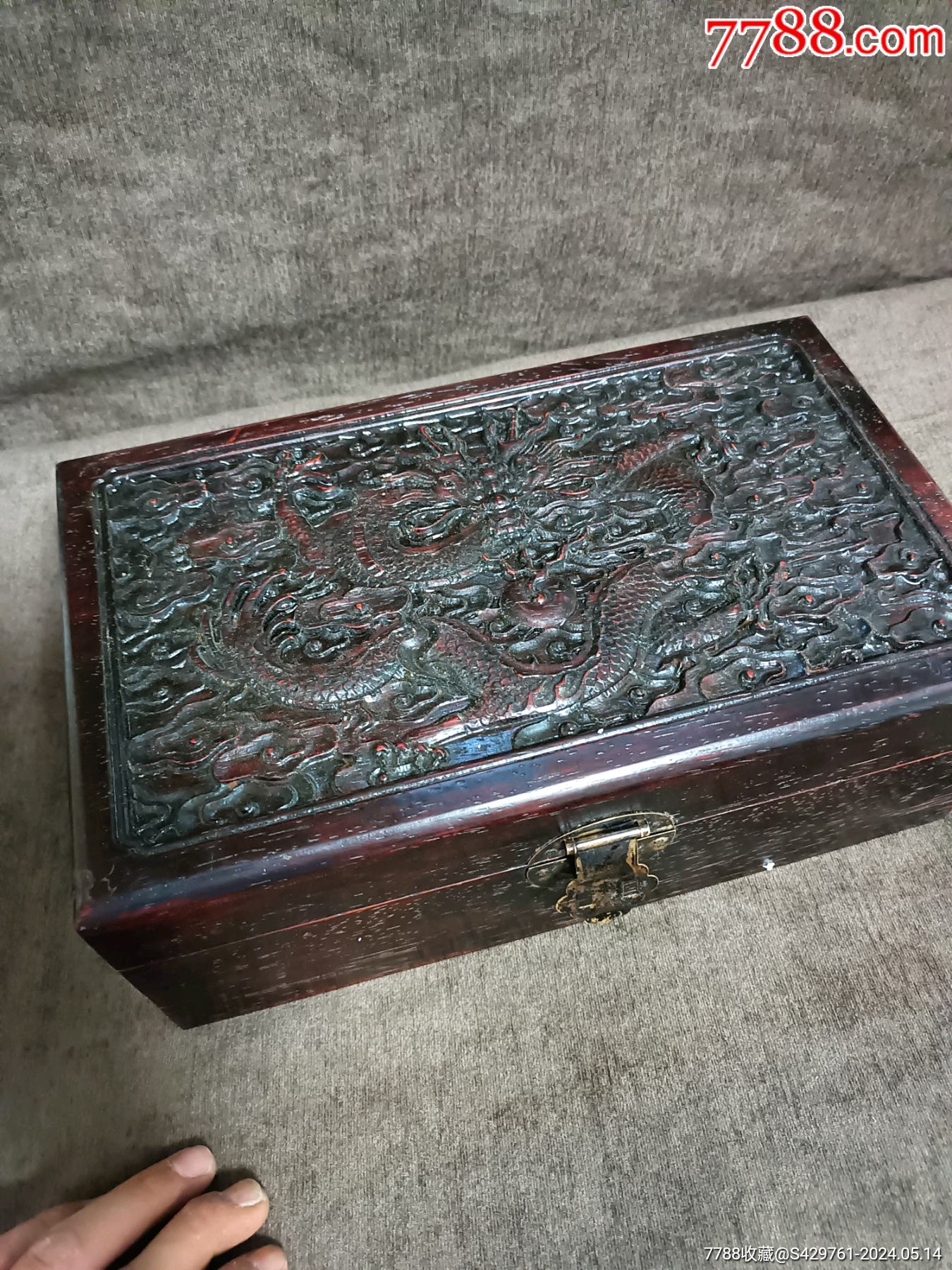 紫檀木首饰盒子,精品盒子,全品,喜欢的直接拍,古玩店处理的,看好下单