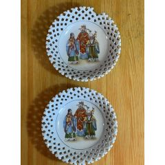 景德镇红旗瓷厂彩绘三鱼盘一对合拍全品无磕碰如图