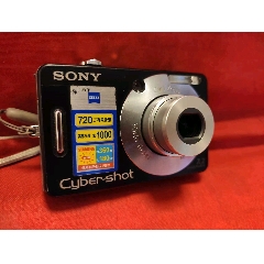 日本索尼w70数码卡片相机。_卡片机/数码相机_￥213