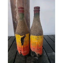 80年代青岛墨河黄酒2瓶