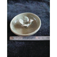  strong>青釉瓷碗中有小鸟 /strong>_青瓷/秘色瓷_豆青釉_元朝_其他