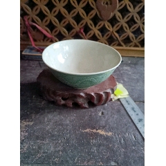 怀旧民国时期龙凤戏珠豆青釉碗_青白瓷/影青瓷_收藏行情_回收价格