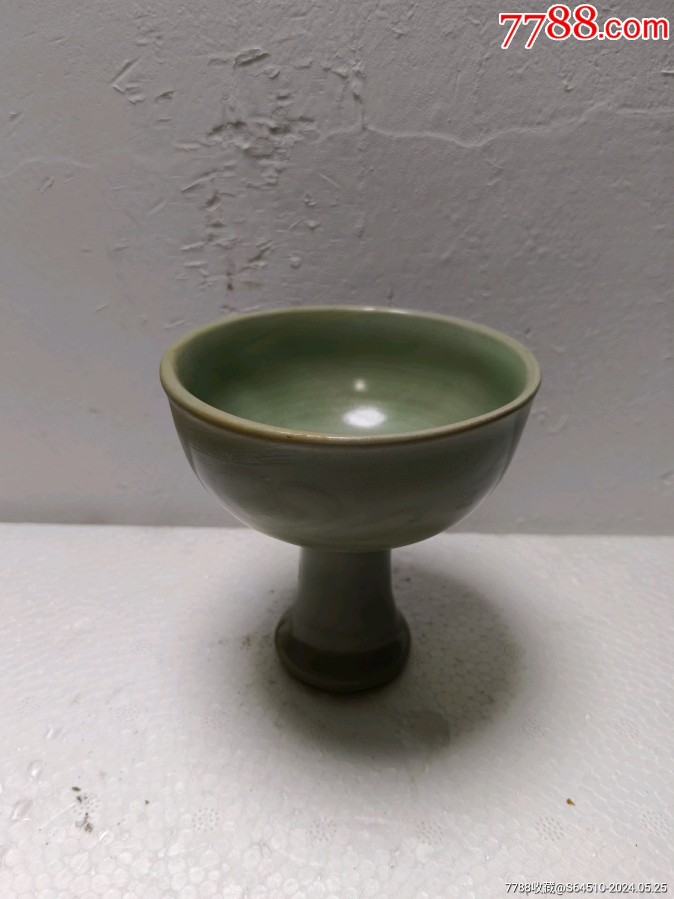 7788收藏__收藏热线>首页>拍卖>青瓷/秘色瓷>龙泉高足杯_价格150元